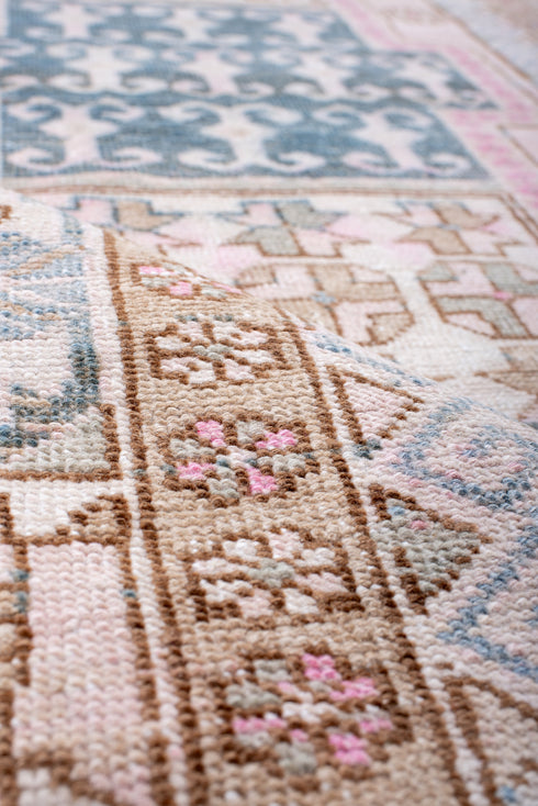 Antique Sarab Runner Rug (3' x 8')